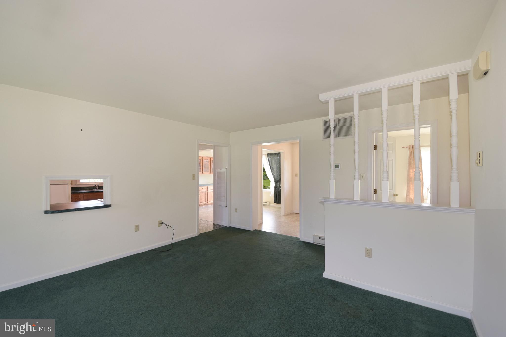 16920 Bullfrog Road Taneytown, MD 21787 - Photo 17 of 37 Family Room