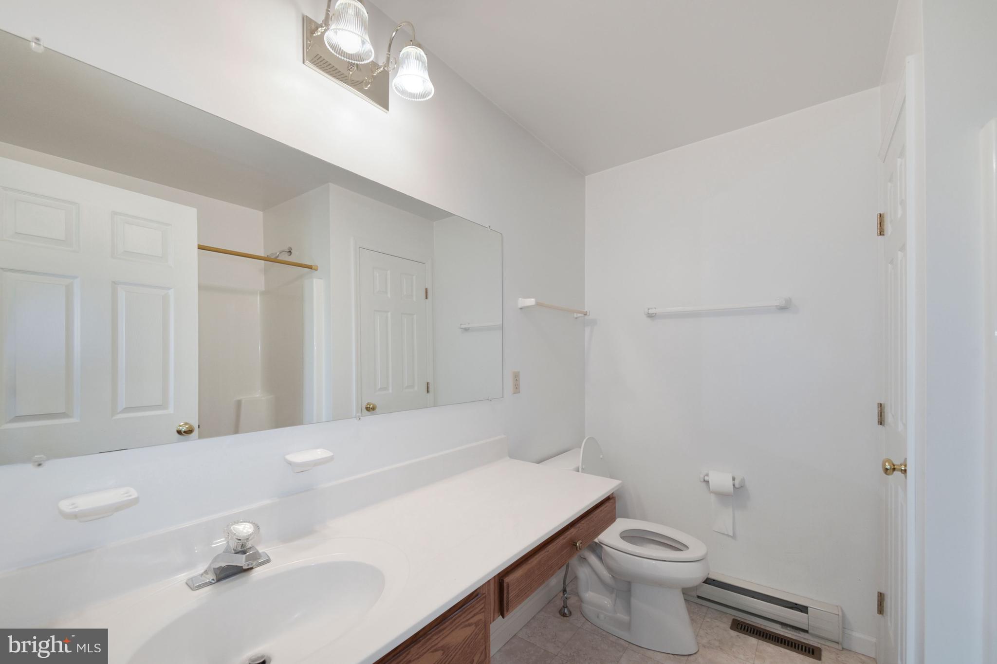 16920 Bullfrog Road Taneytown, MD 21787 - Photo 25 of 37 Full Bath