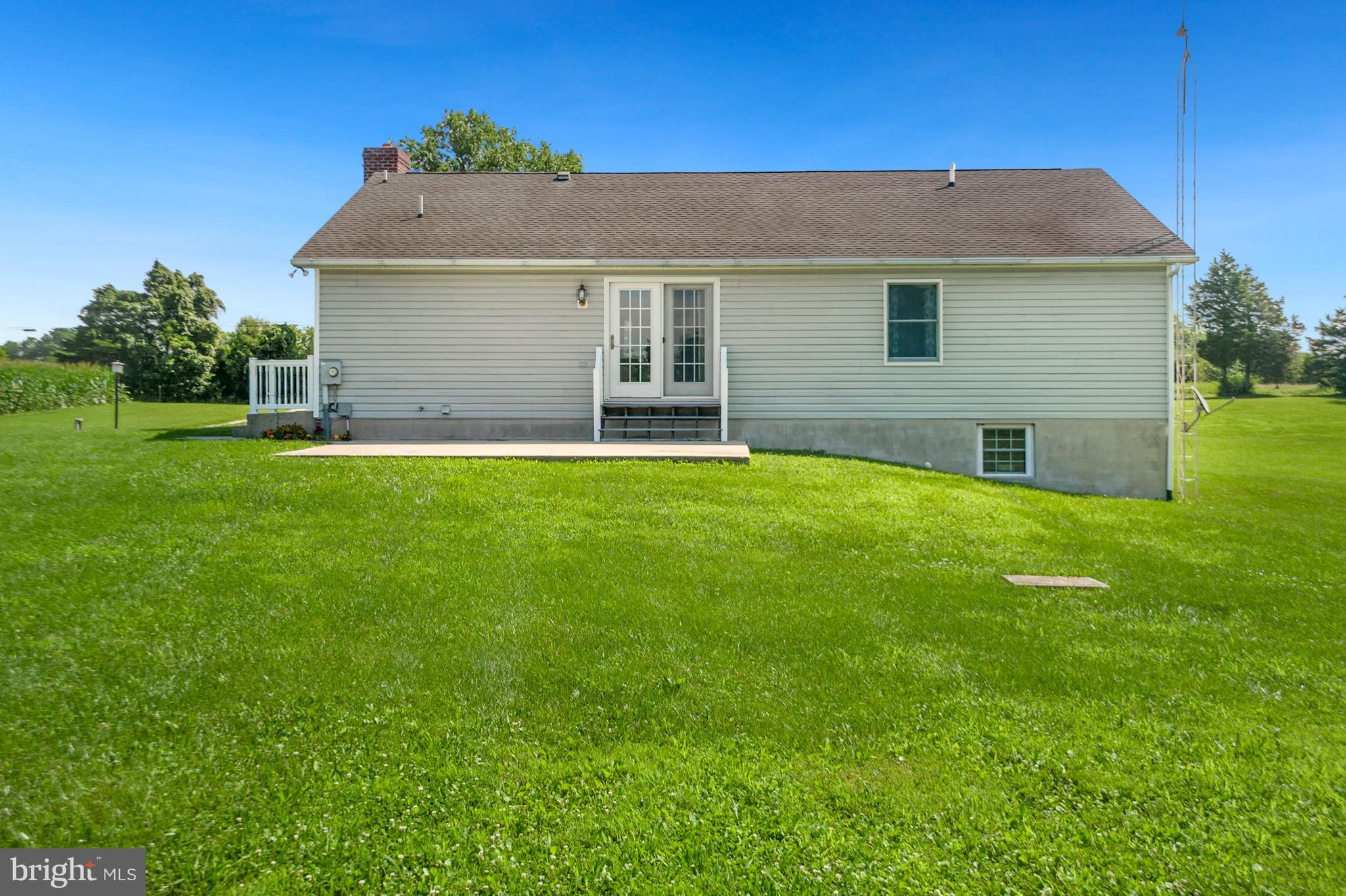 16920 Bullfrog Road Taneytown, MD 21787 - Photo 33 of 37 Exterior Rear