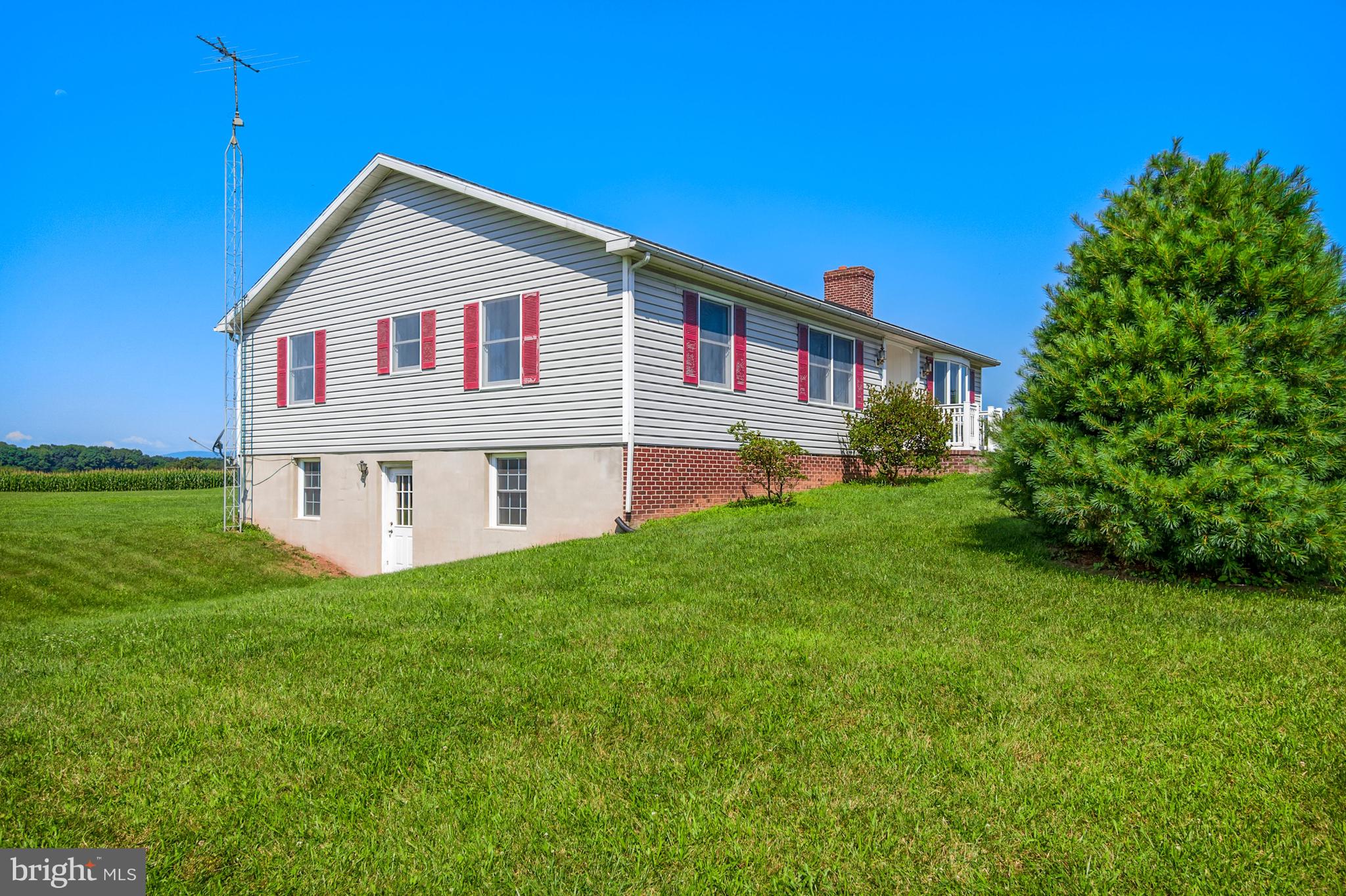 16920 Bullfrog Road Taneytown, MD 21787 - Photo 35 of 37 Walk Out Basement