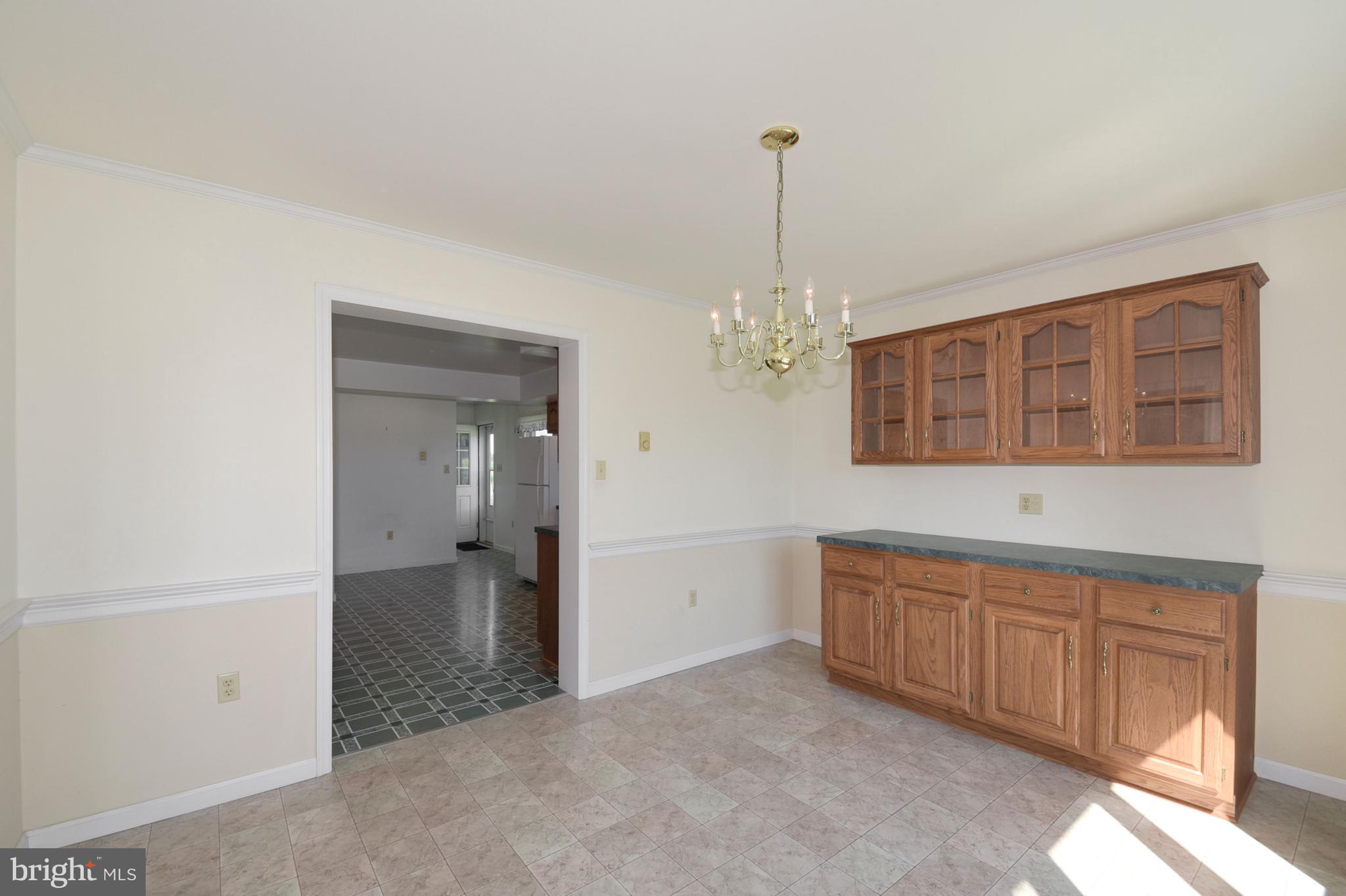 16920 Bullfrog Road Taneytown, MD 21787 - Photo 6 of 37 Dining Room