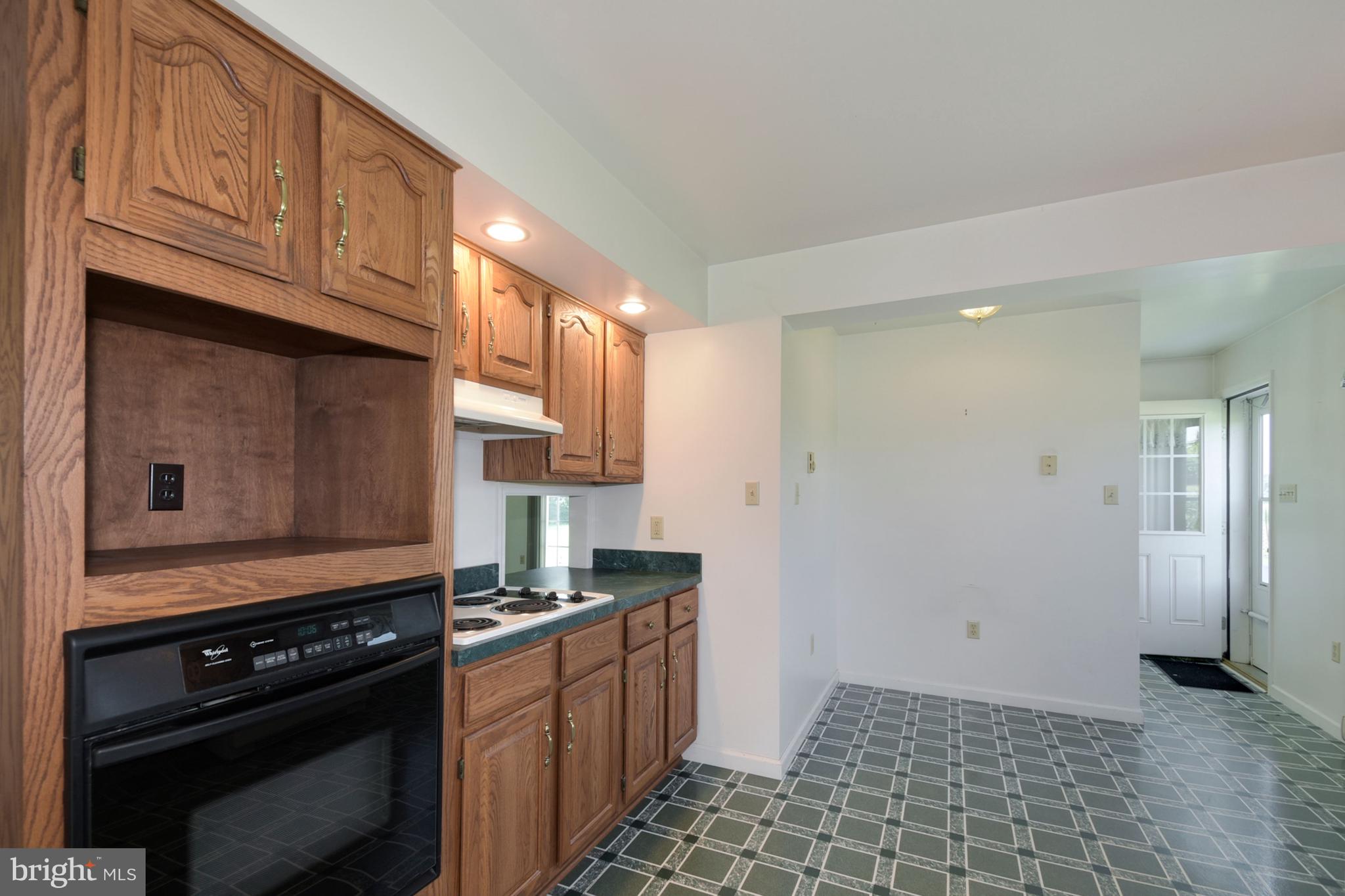 16920 Bullfrog Road Taneytown, MD 21787 - Photo 10 of 37 KItchen