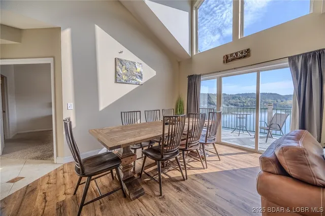 $718,000 | 426 Cedar Heights Drive, Unit 4A & 4B, Camdenton, MO 65020