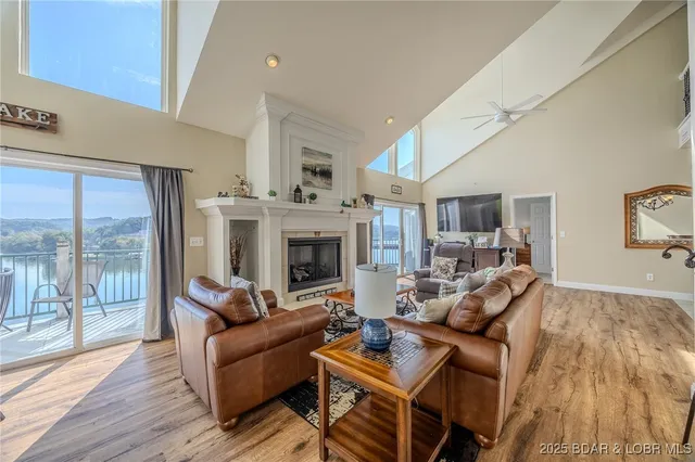 $718,000 | 426 Cedar Heights Drive, Unit 4A & 4B, Camdenton, MO 65020