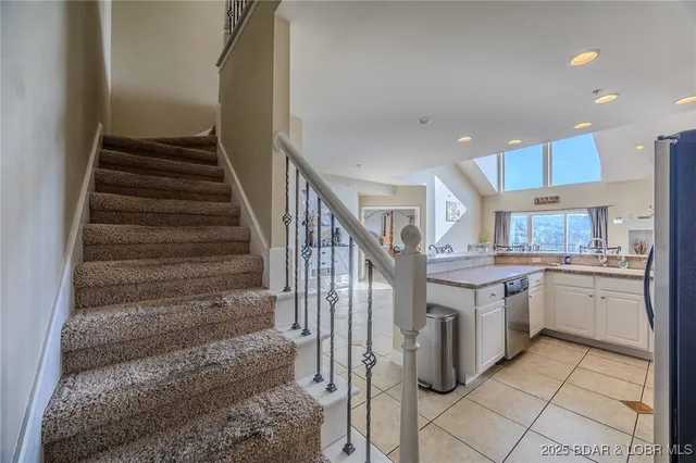 $718,000 | 426 Cedar Heights Drive, Unit 4A & 4B, Camdenton, MO 65020