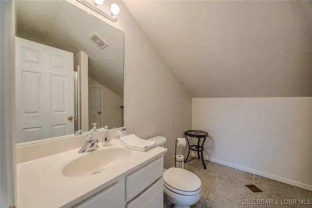 $718,000 | 426 Cedar Heights Drive, Unit 4A & 4B, Camdenton, MO 65020