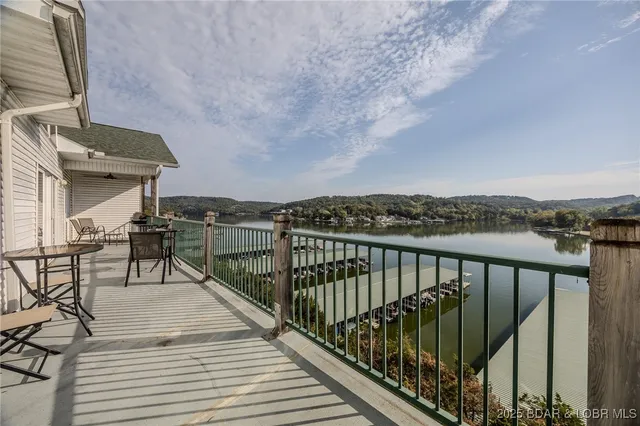 $718,000 | 426 Cedar Heights Drive, Unit 4A & 4B, Camdenton, MO 65020