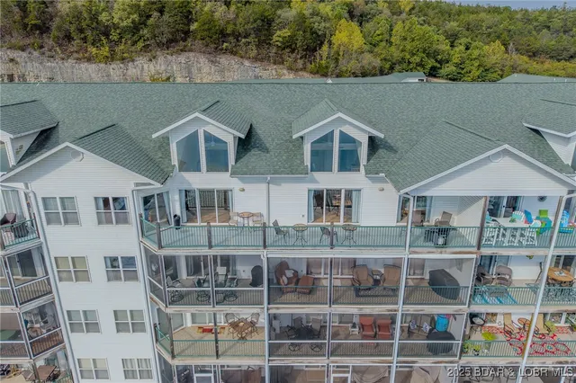 $718,000 | 426 Cedar Heights Drive, Unit 4A & 4B, Camdenton, MO 65020