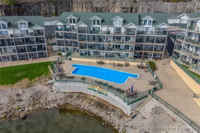 $718,000 | 426 Cedar Heights Drive, Unit 4A & 4B, Camdenton, MO 65020