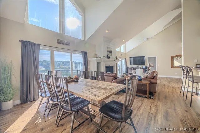 $718,000 | 426 Cedar Heights Drive, Unit 4A & 4B, Camdenton, MO 65020