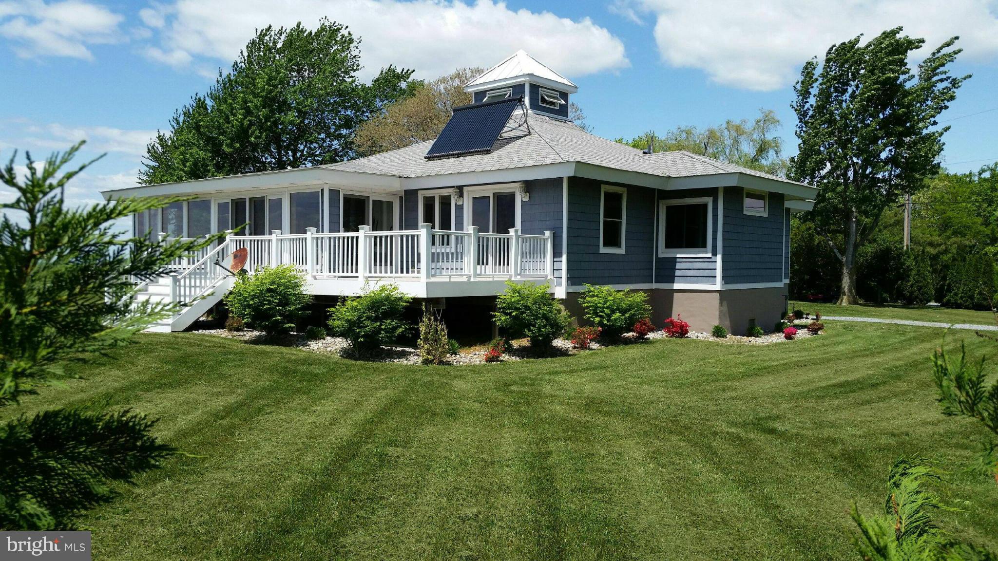 Exterior (Front)