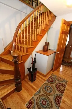 a view of entryway with a front door