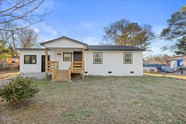 $235,000 | 2710 Academy Street, Sanford, NC 27332