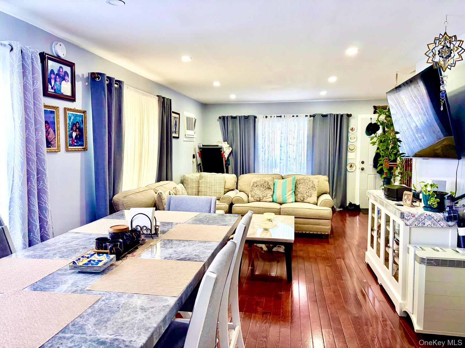 133-14 Hawtree Creek Road Queens, NY 11420 - Photo 6 of 8