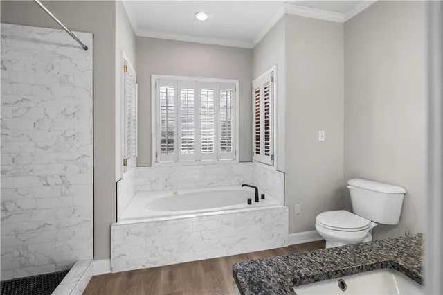 a view of empty room with ceiling fan