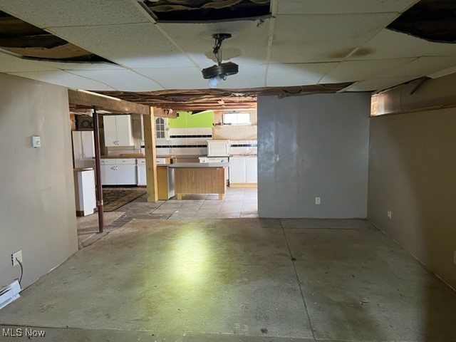 15365 Nash Road Burton, OH 44021 - Photo 20 of 24 Family room