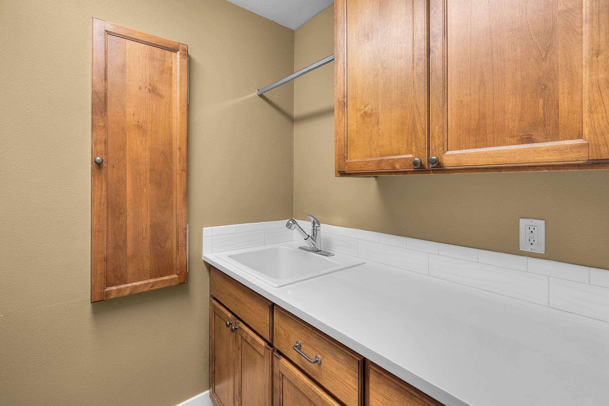 61438 Linton Loop Bend, OR 97702 - Photo 47 of 77 Gallery Image 47