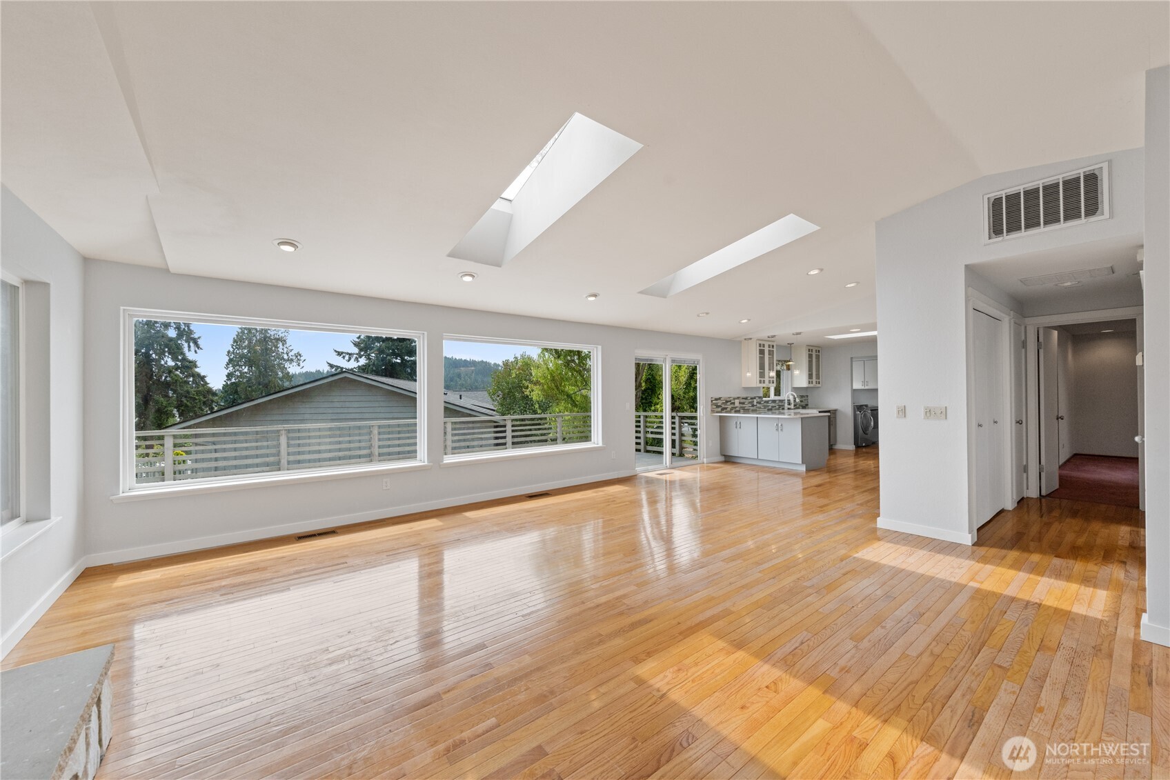 220 Skagit Way La Conner, WA 98257 - Photo 5 of 40