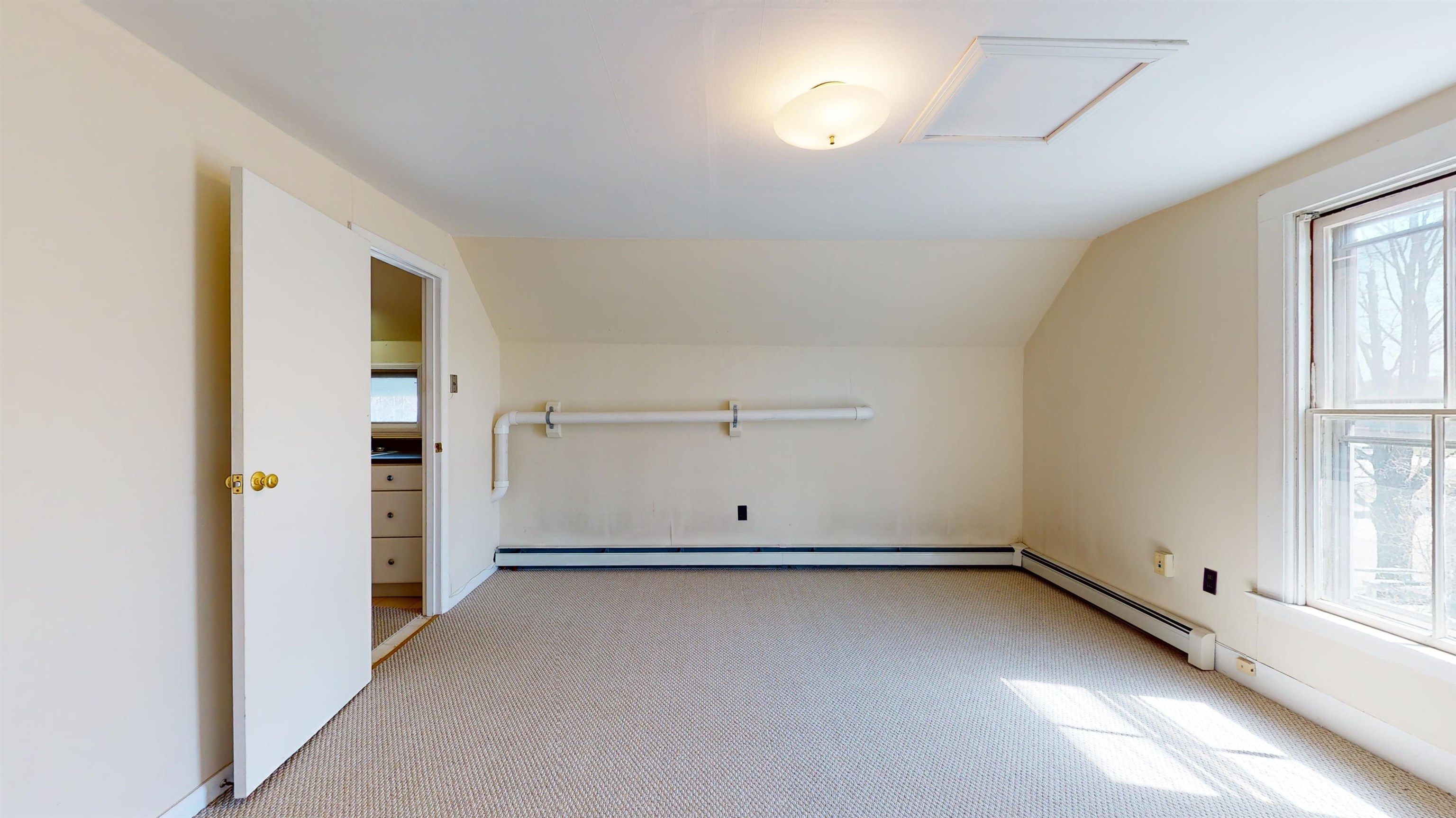 29 Court Street Middlebury, VT 05753 - Photo 17 of 32