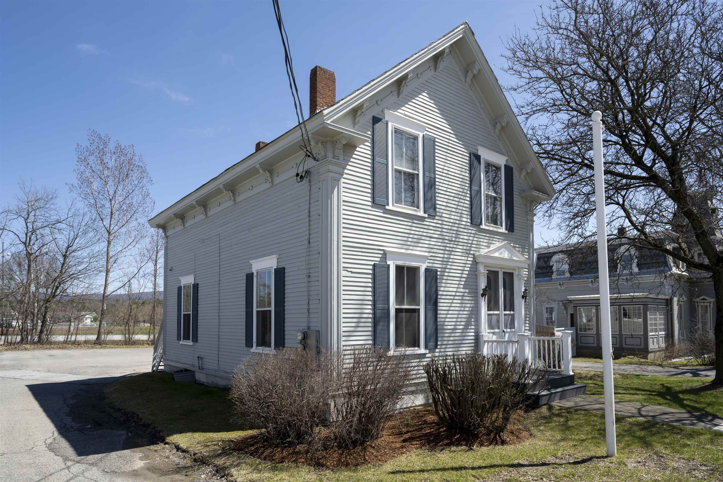 29 Court Street Middlebury, VT 05753 - Photo 2 of 32