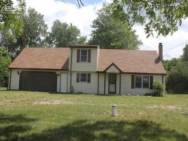 12339 Linden Road Linden, MI 48451 - Photo 2 of 41 21317292-1.JPG