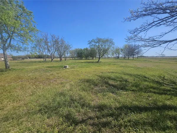 $200,000 | 4121 Highway 60, East Bernard, TX 77435