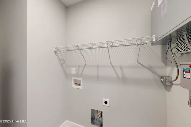 $799,000 | 64 Pier Vw Court, Hampstead, NC 28443