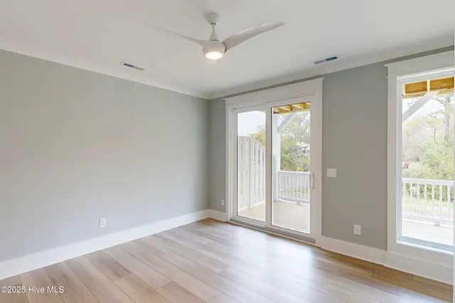 $799,000 | 64 Pier Vw Court, Hampstead, NC 28443