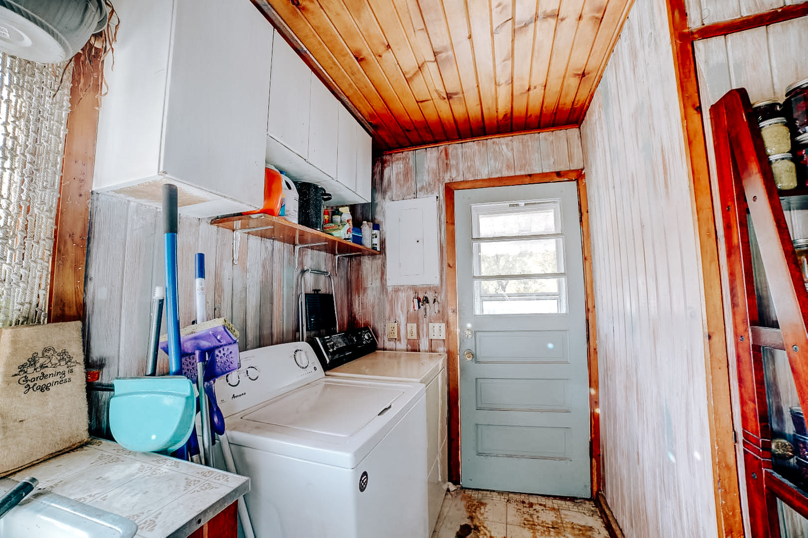 615 South 5th Street Watseka, IL 60970 - Photo 26 of 26 a view of storage and utility room