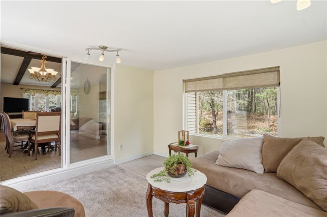 2 Finne Road Johnston, RI 02919 - Photo 19 of 47