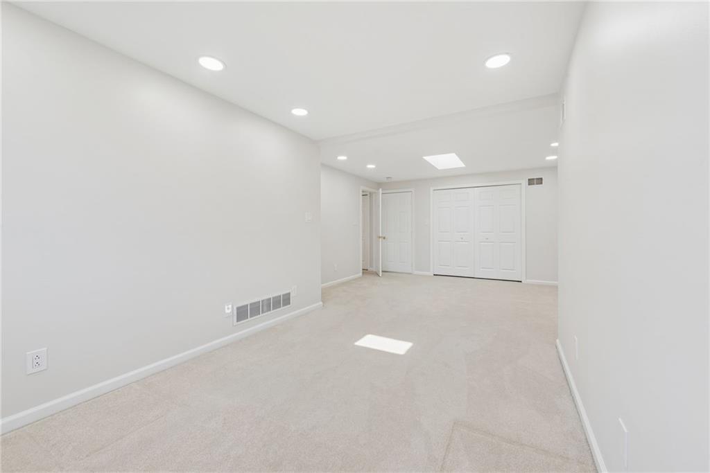 1307 Player Way Gibsonia, PA 15044 - Photo 37 of 42