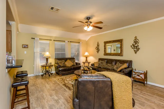 $2,300 | 24718 Cobble Canyon Lane, Katy, TX 77494