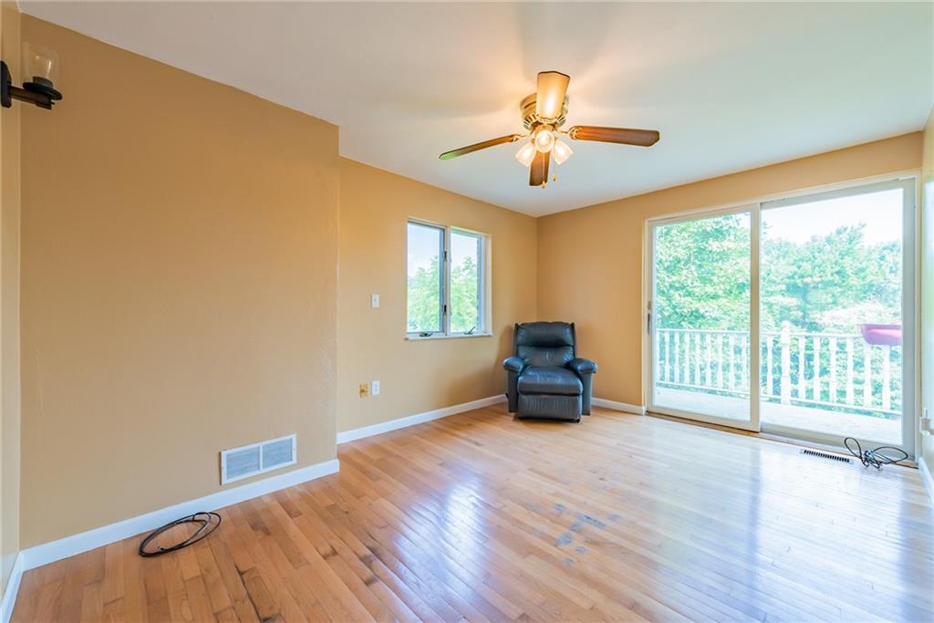 349 Hemlock Road Trafford, PA 15085 - Photo 11 of 25 Gallery Image 11