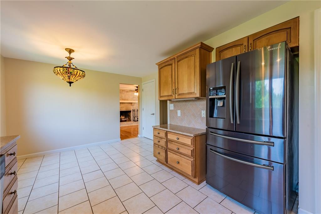 349 Hemlock Road Trafford, PA 15085 - Photo 8 of 25 Gallery Image 8