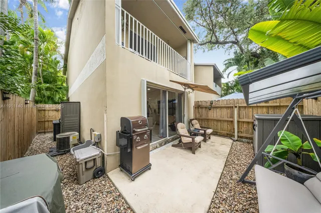 a view of outdoor space yard and patio