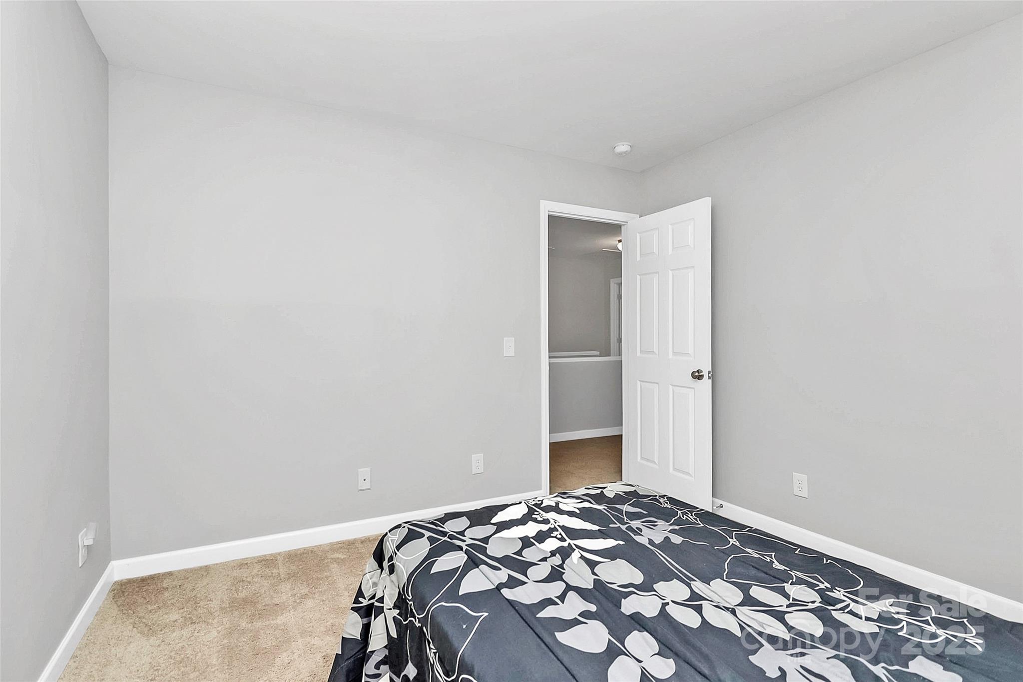 1300 Dunmore Court Clover, SC 29710 - Photo 23 of 37