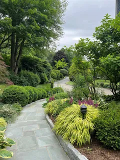 $2,250,000 | 21 Hemlock Hills, Chappaqua, NY 10514