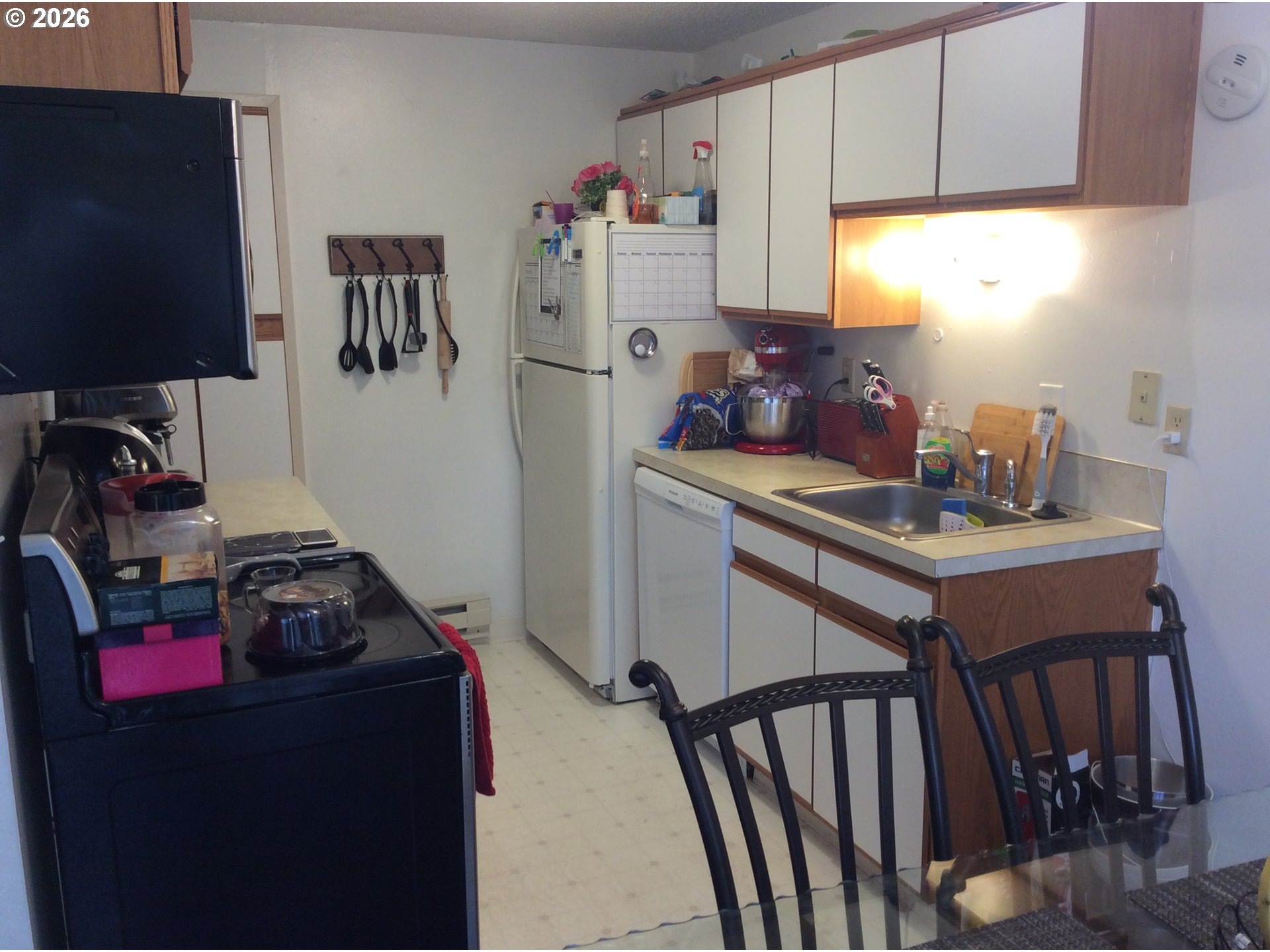 933 Southeast Rene Avenue Gresham, OR 97080 - Photo 13 of 29 Unit #1