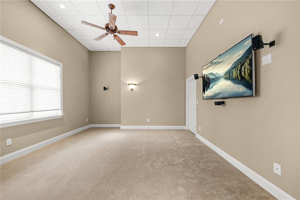 225 Lake Summit View Atlanta, GA 30342 - Photo 32 of 45