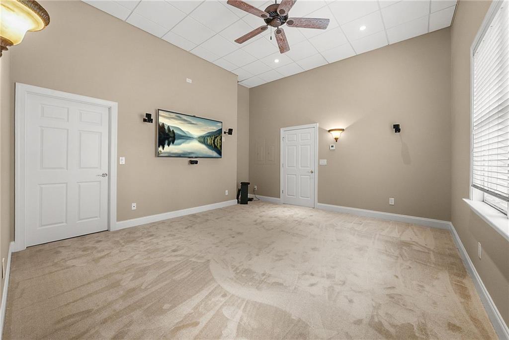 225 Lake Summit View Atlanta, GA 30342 - Photo 33 of 45