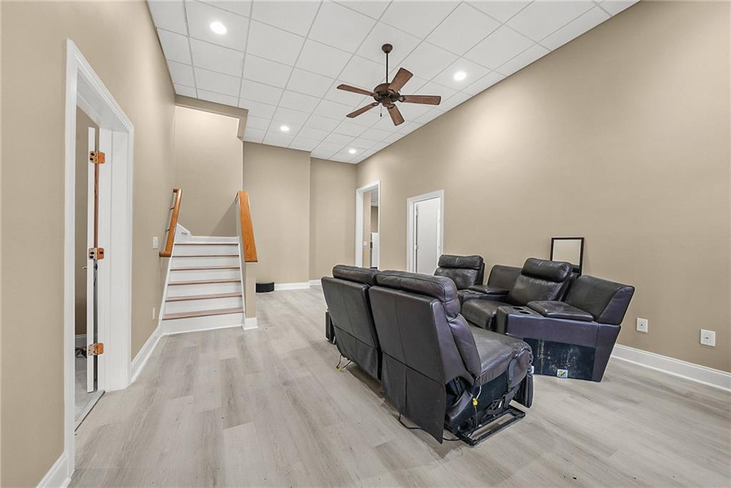 225 Lake Summit View Atlanta, GA 30342 - Photo 35 of 45