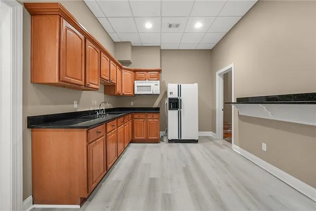 $6,000 | 225 Lake Summit View, Atlanta, GA 30342