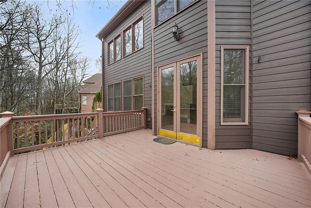 225 Lake Summit View Atlanta, GA 30342 - Photo 41 of 45