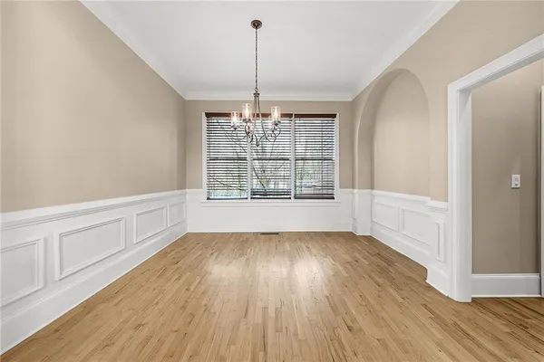 $5,500 | 225 Lake Summit View, Atlanta, GA 30342