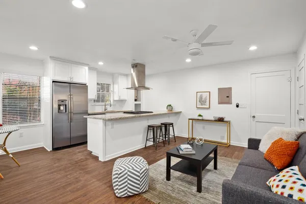 $1,500 | 301 East 33rd Street, Unit 5, Austin, TX 78705