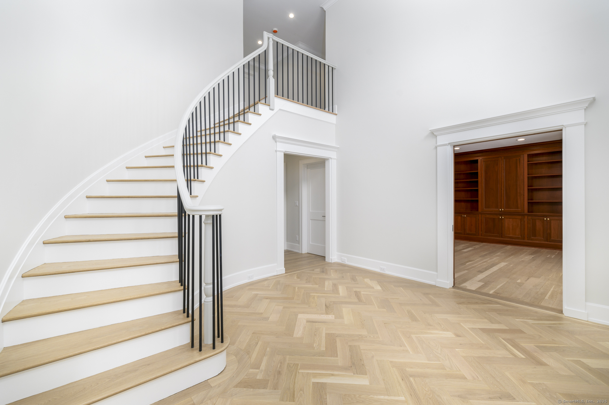 40 Hoyclo Road Stamford, CT 06903 - Photo 21 of 38 a view of entryway with wooden floor