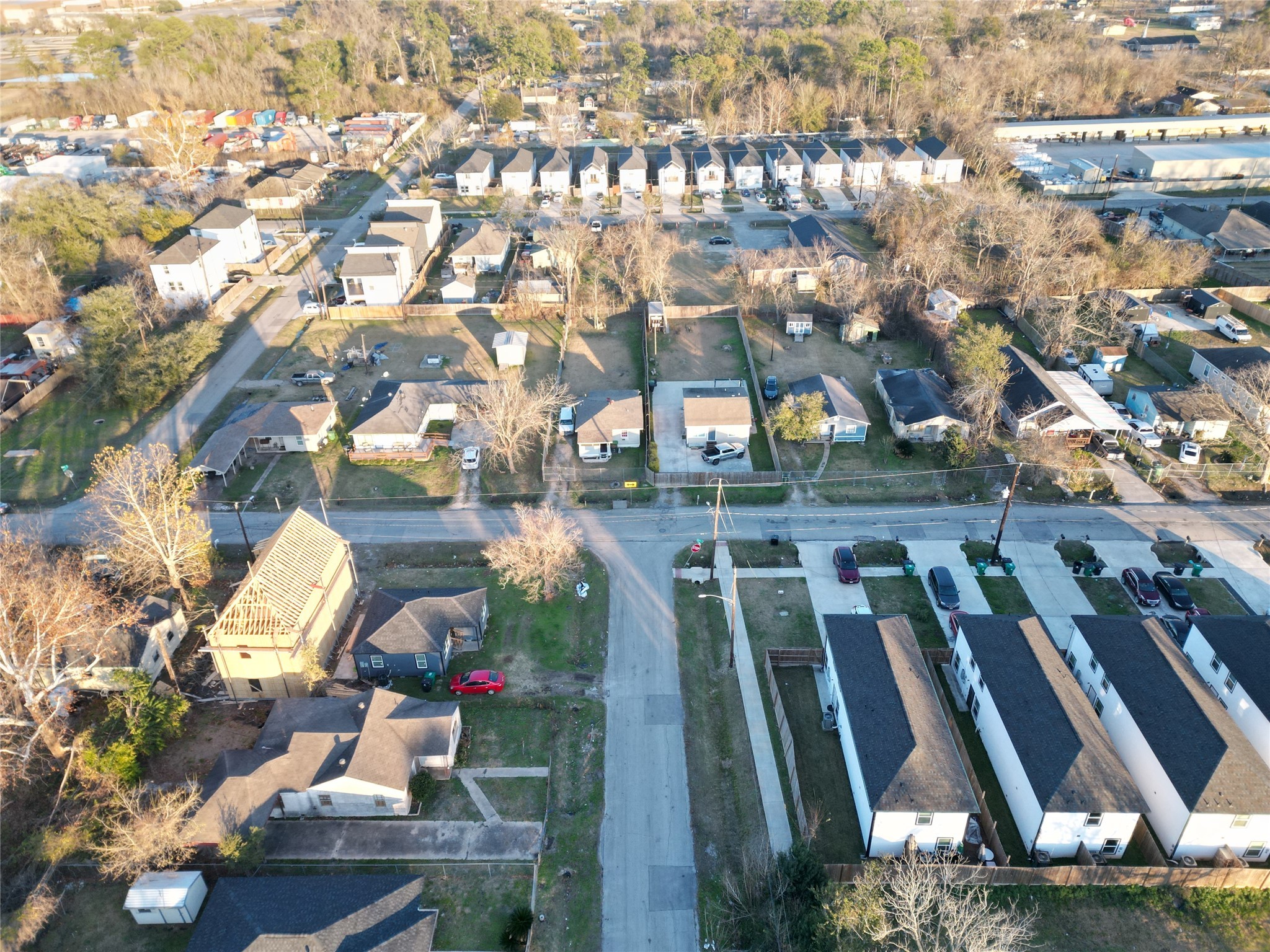 8107 Betty Boop Street Houston, TX 77028 - Photo 3 of 7 a view of outdoor space and swimming pool