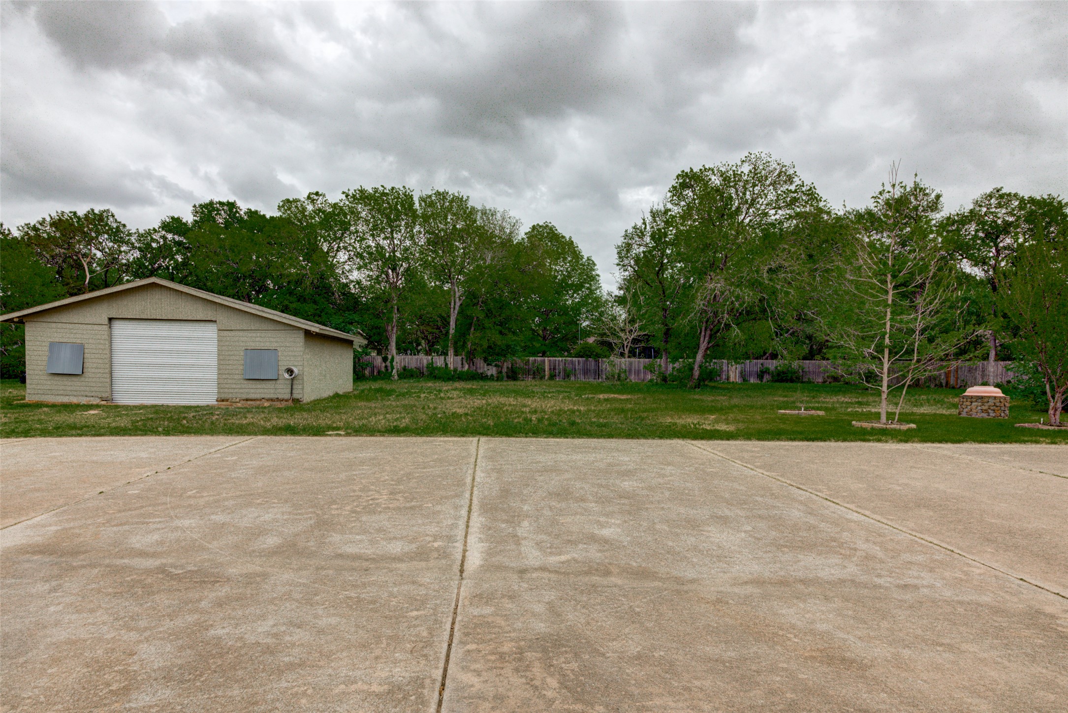 500 Buckaroo Trail Buda, TX 78610 - Photo 37 of 40