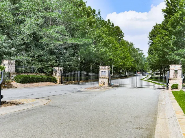$575,000 | 3533 Peacock Road, Alpharetta, GA 30004