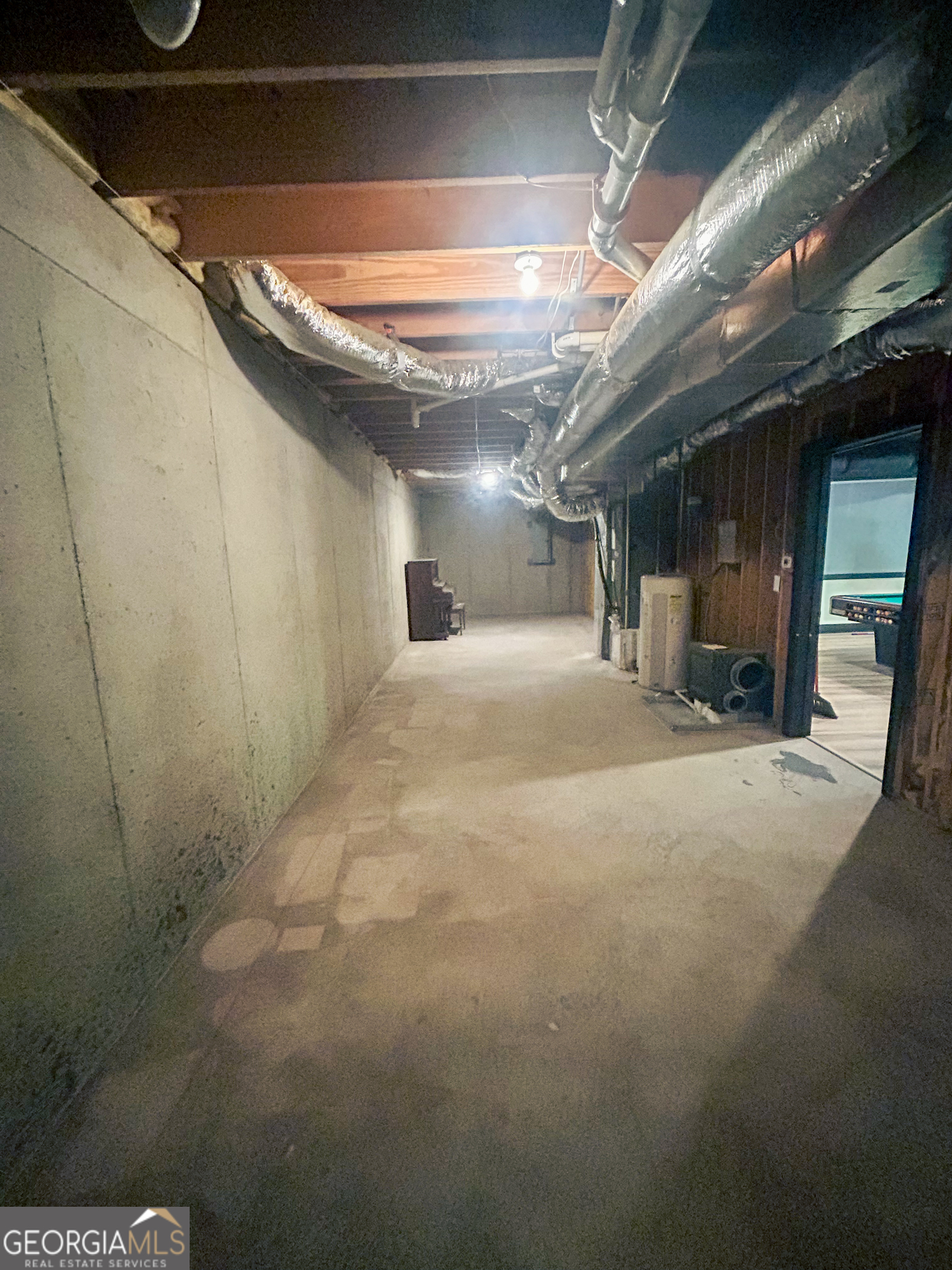 1136 Cole Lake Road Dallas, GA 30157 - Photo 57 of 57 a view of a hallway with seating area